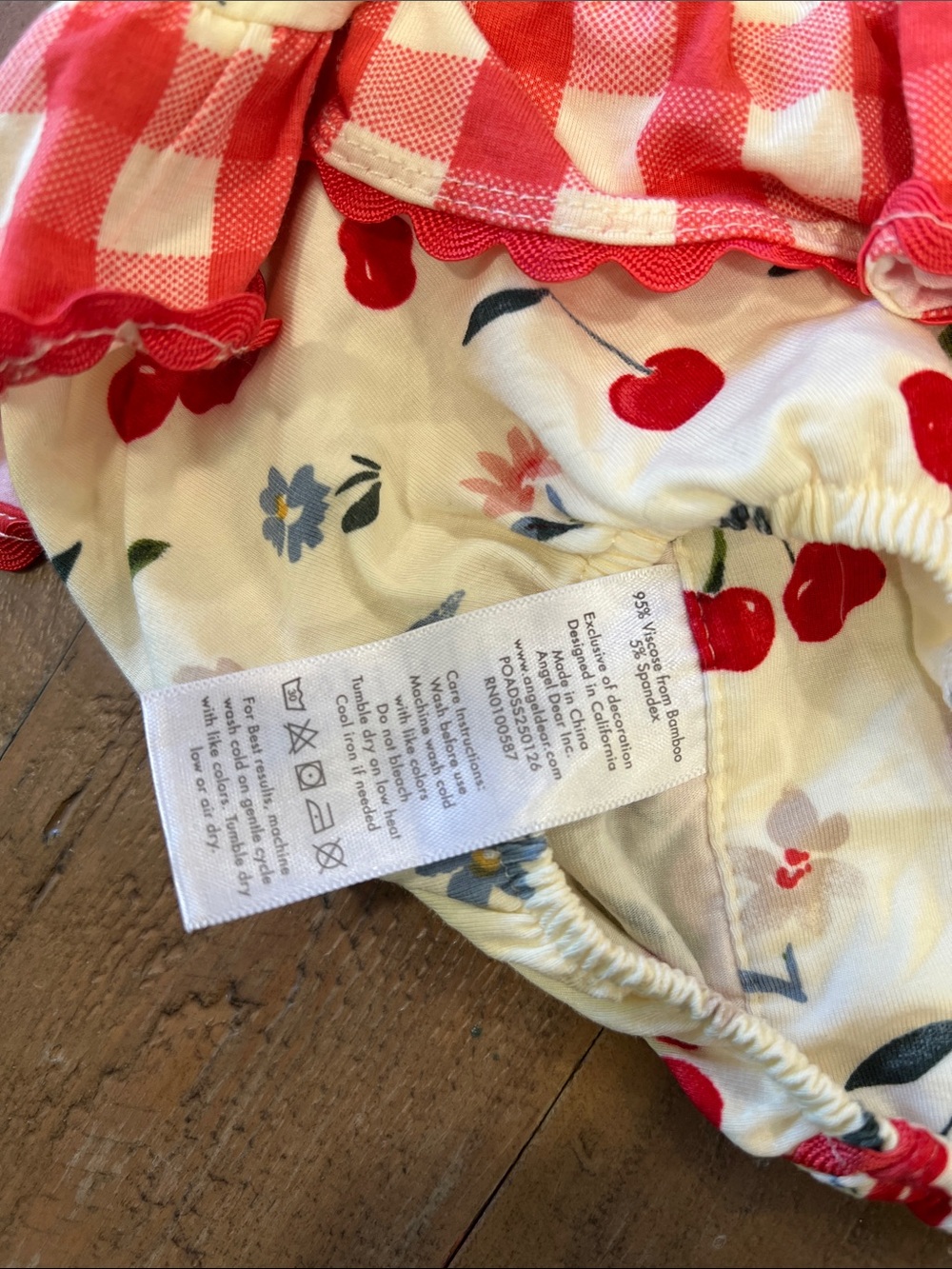 Angel dear bamboo cherry flower bubble romper 6-12 months plaid ruffles - Picture 5 of 6